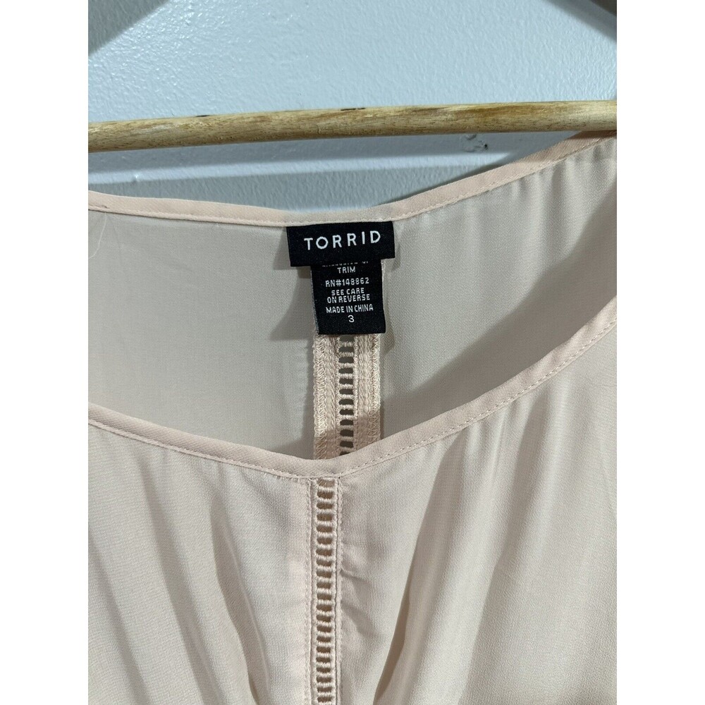 Torrid Women's Basic Pink Solid Polyester Round N… - image 7